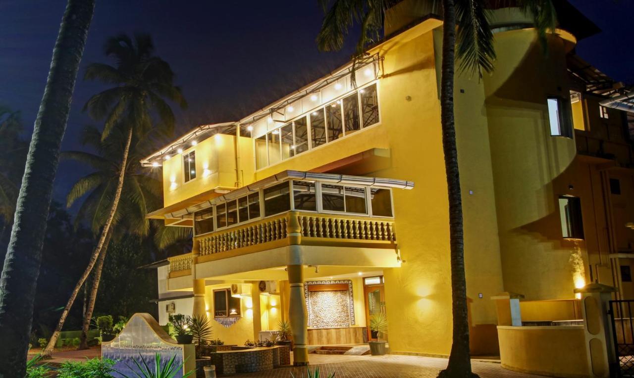 Treebo Majestic Palms, 2 Km From Colva Beach Benaulim Exterior photo